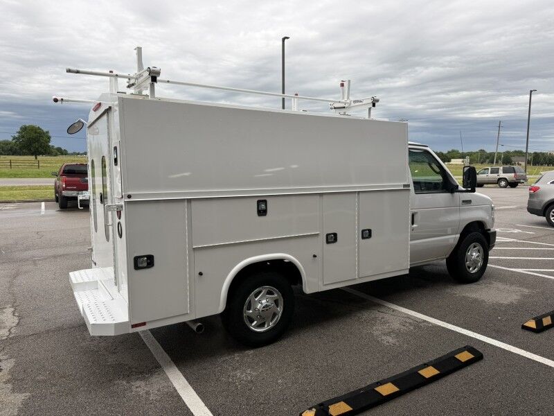 ford e-series cutaway 2017 1FDWE3FS9HDC20985 image ford e-series cutaway 2017 1FDWE3FS9HDC20985 image